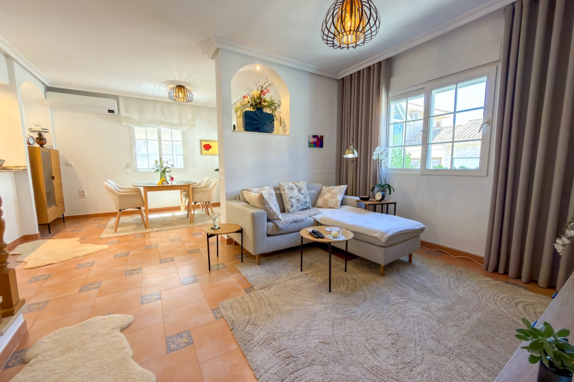 Wiederverkauf - Villa - Orihuela Costa - Los Dolses
