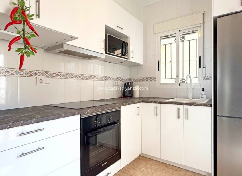 Wiederverkauf - Villa - Orihuela Costa - Villamartín