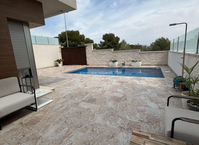 Wiederverkauf - Villa - Orihuela Costa - Villamartín