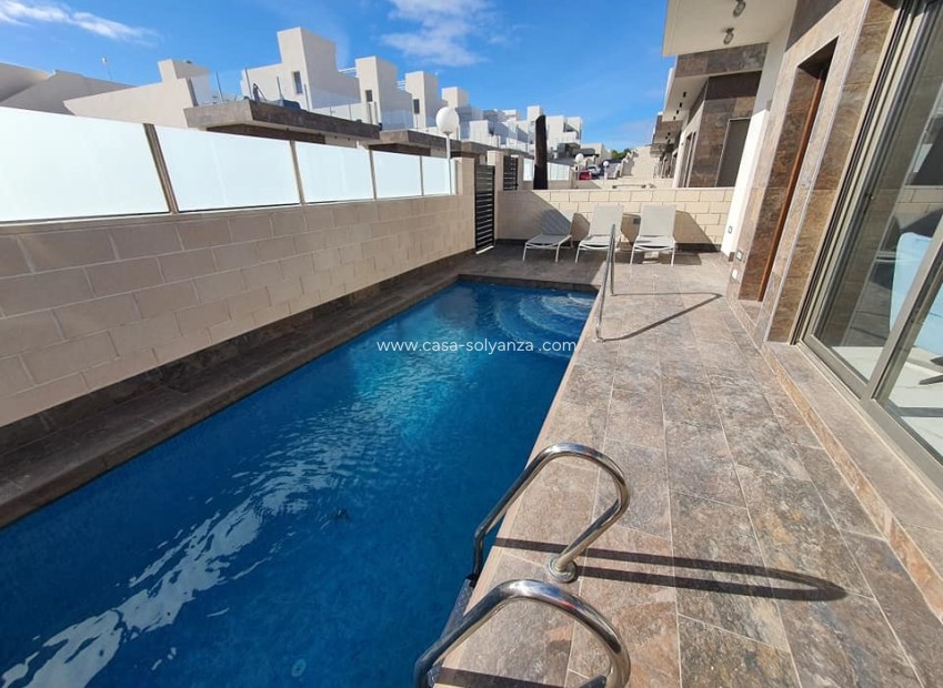 Wiederverkauf - Villa - Orihuela Costa - Villamartín