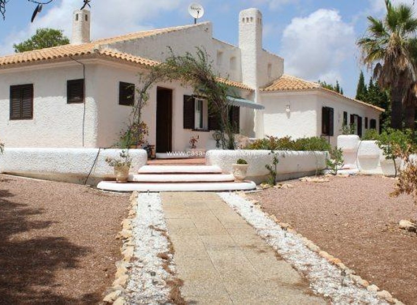 Wiederverkauf - Villa - Orihuela Costa - Villamartín
