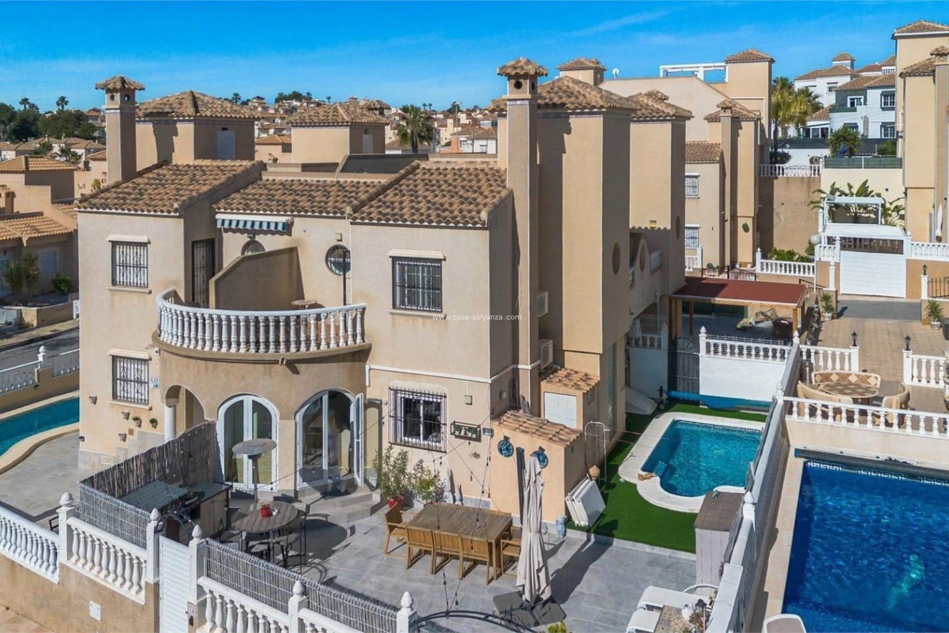 Wiederverkauf - Villa - Orihuela Costa - VILLAMARTÍN