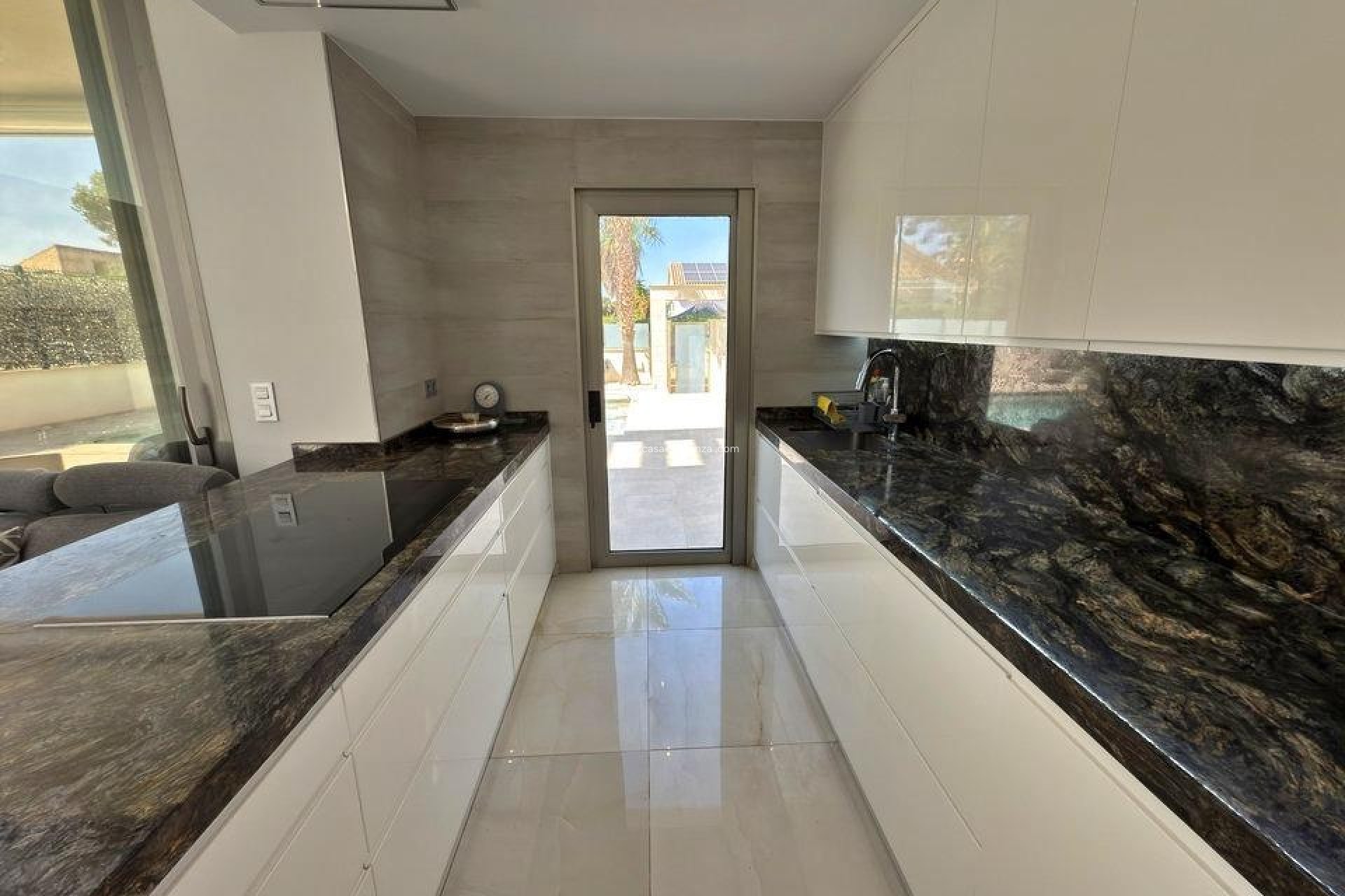 Wiederverkauf - Villa - Orihuela Costa - Villamartín