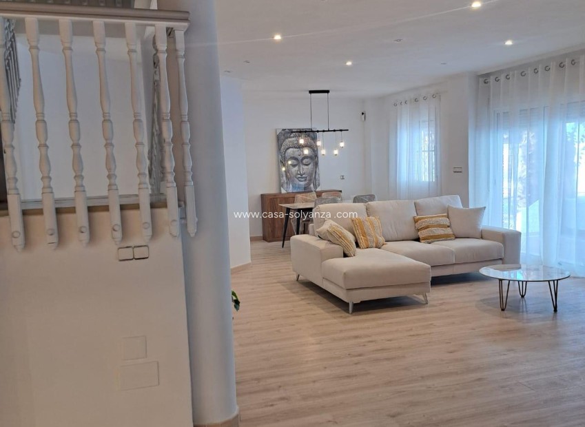 Wiederverkauf - Villa - Orihuela - Desamparados