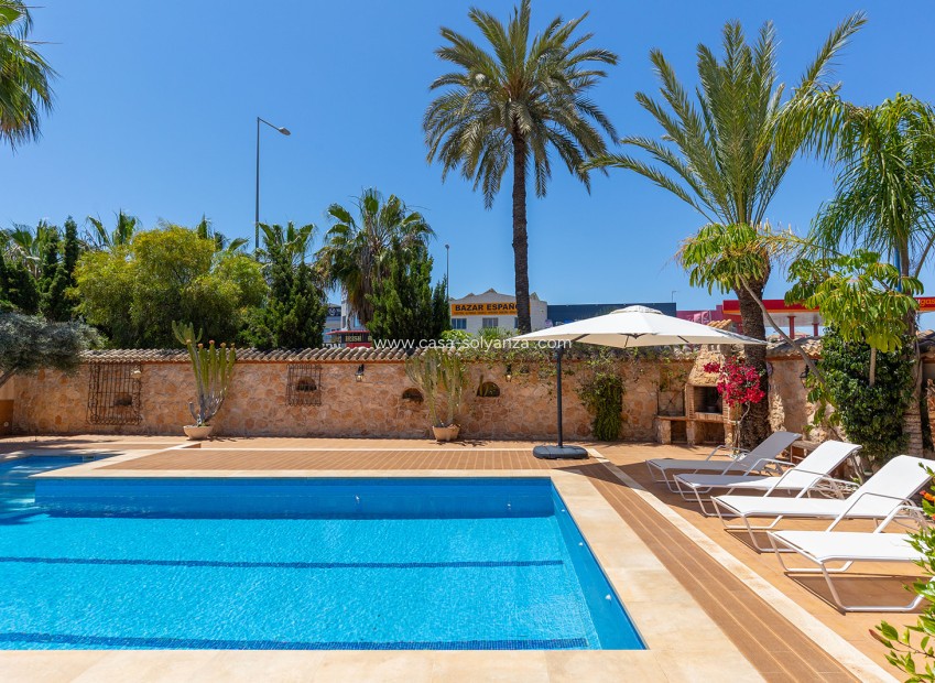 Wiederverkauf - Villa - Orihuela - Inland