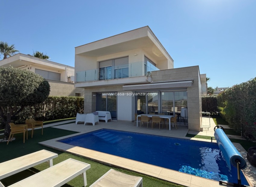 Wiederverkauf - Villa - Orihuela - Inland
