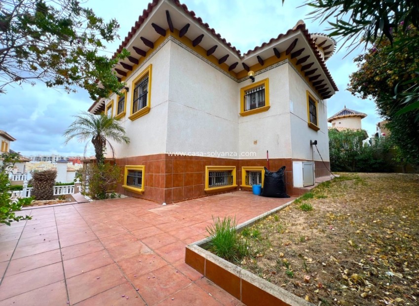Wiederverkauf - Villa - Orihuela - Inland
