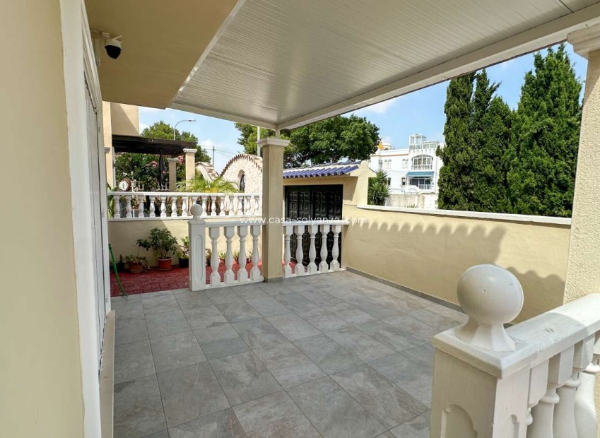 Wiederverkauf - Villa - Orihuela - Orihuela Costa
