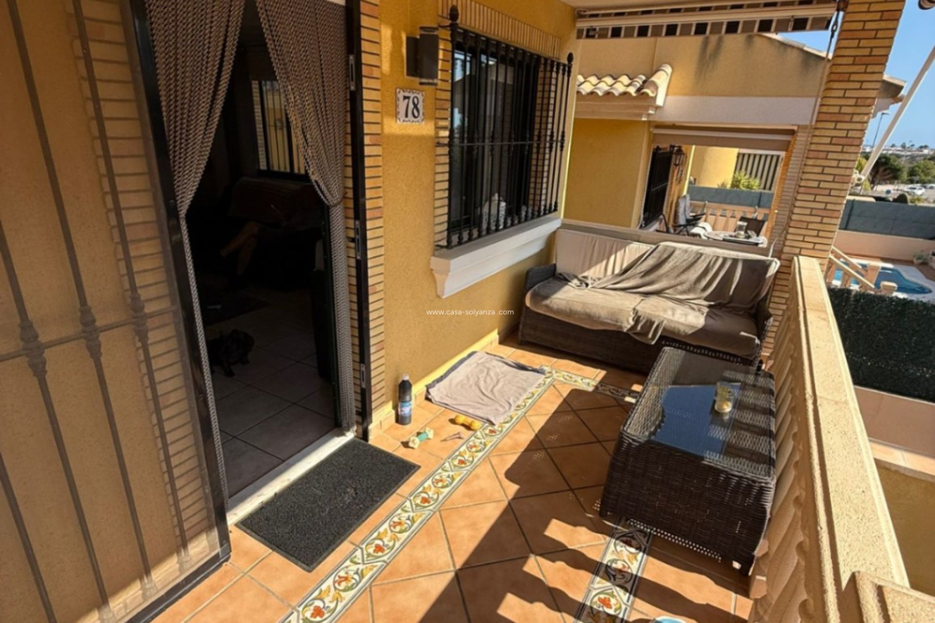 Wiederverkauf - Villa - Orihuela - Villamartin