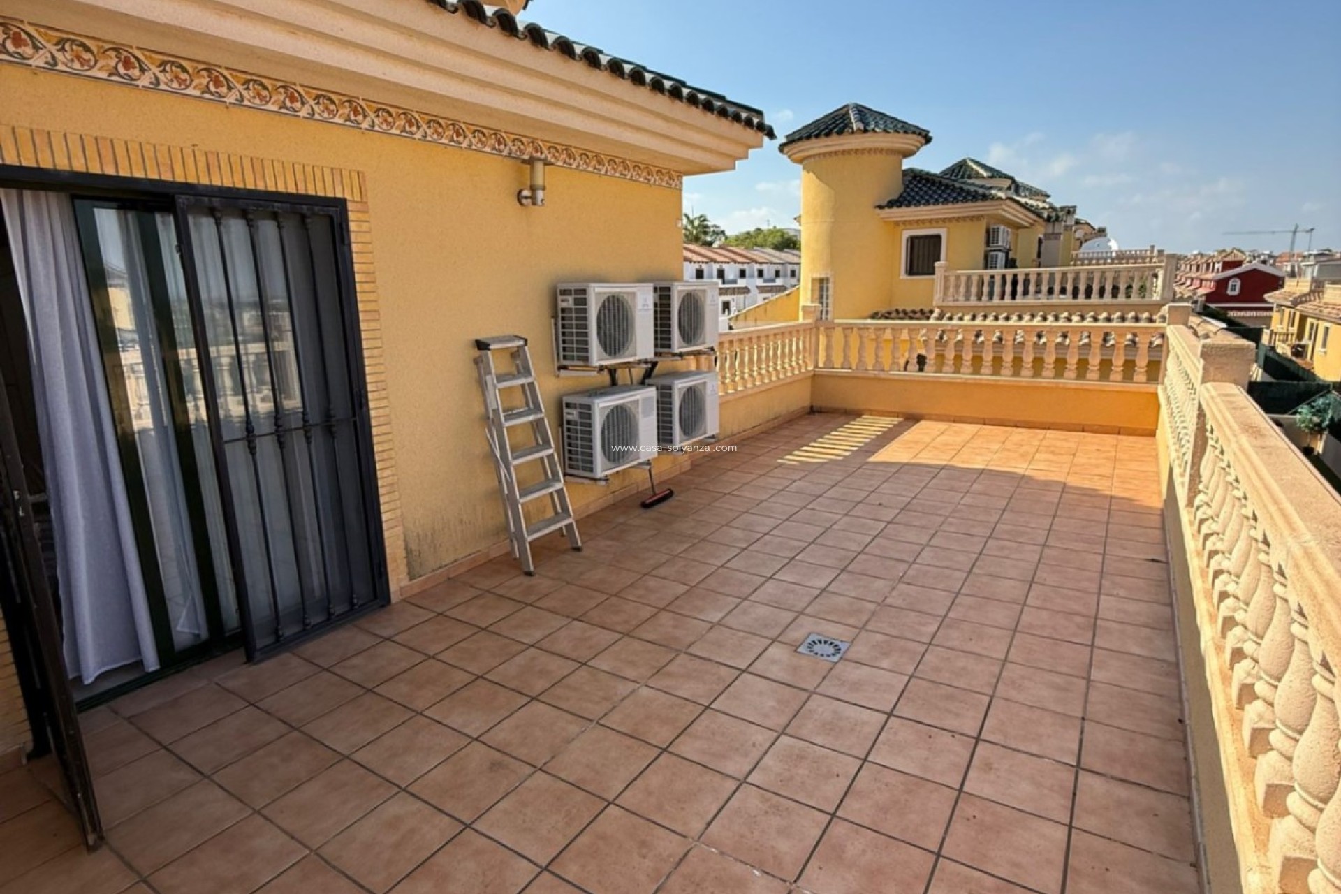 Wiederverkauf - Villa - Orihuela - Villamartin