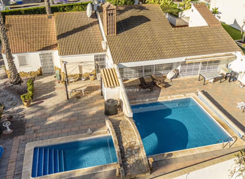 Wiederverkauf - Villa - Orihuela