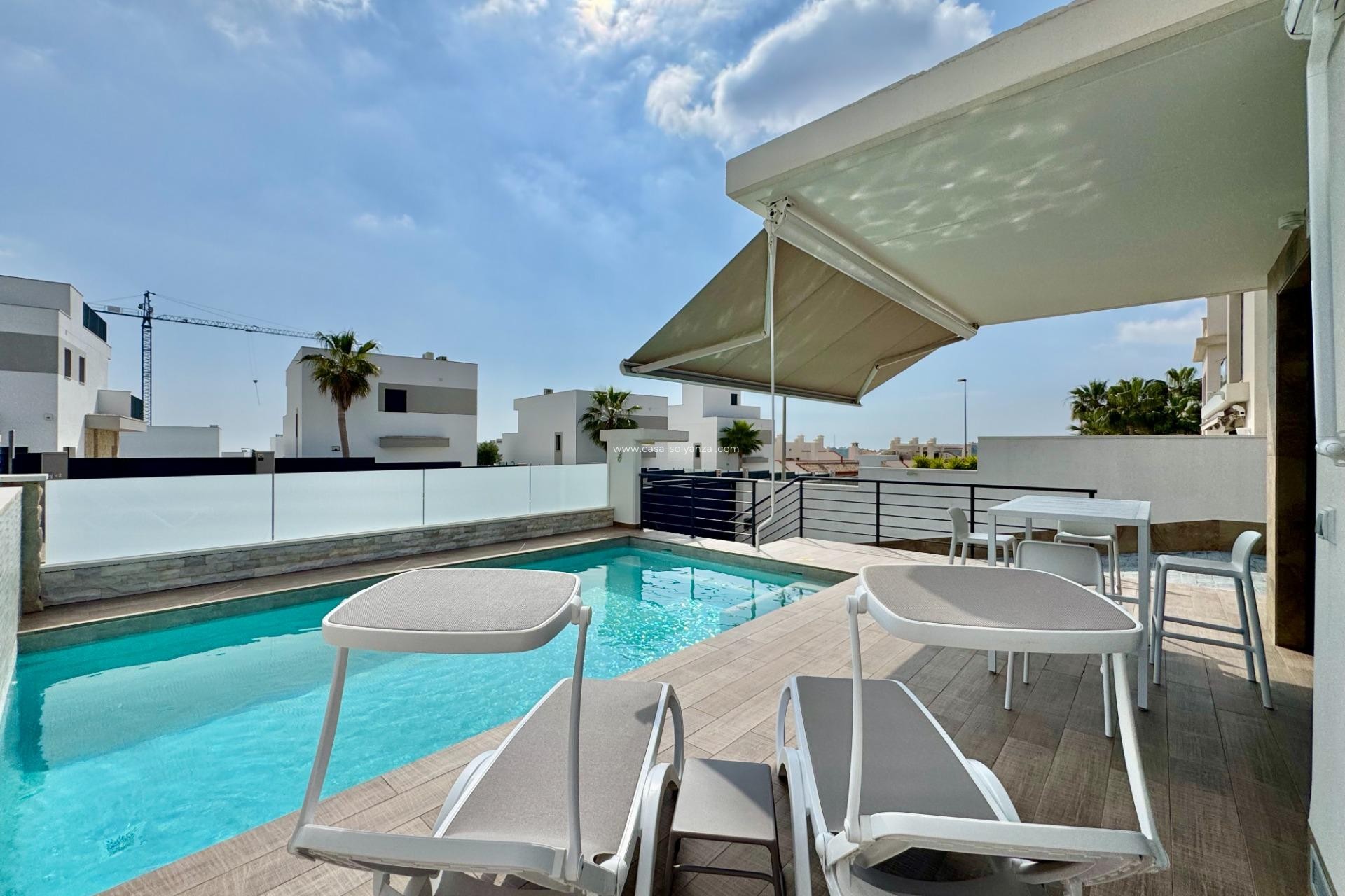 Wiederverkauf - Villa - San Miguel de Salinas - Bellavista