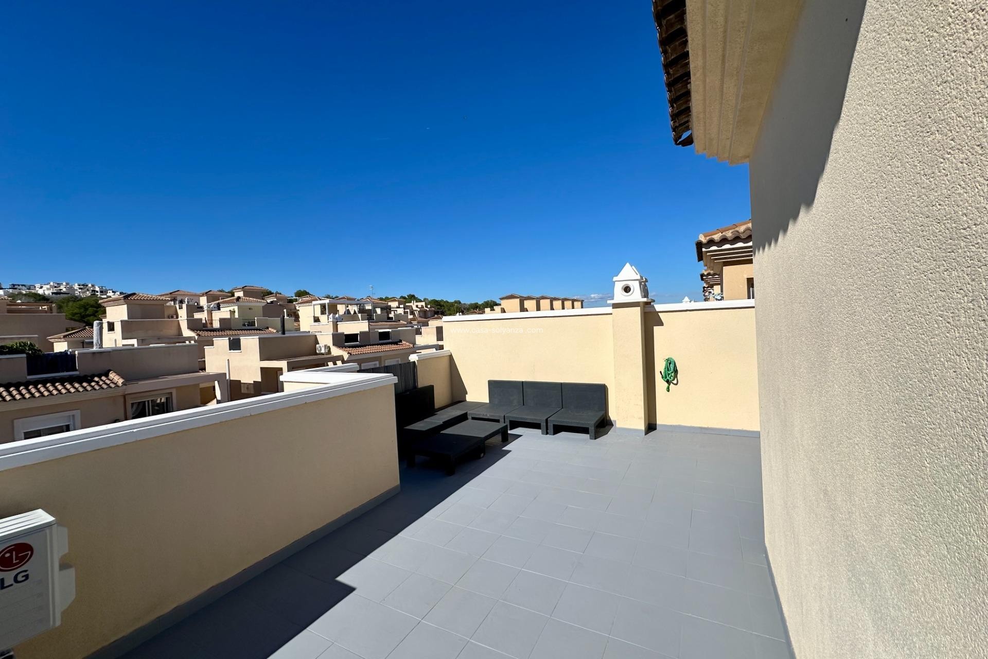 Wiederverkauf - Villa - San Miguel de Salinas - Residencial los flamencos