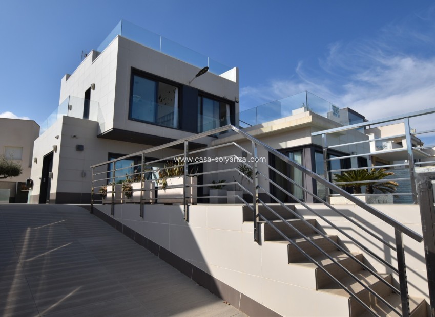 Wiederverkauf - Villa - San Miguel de Salinas