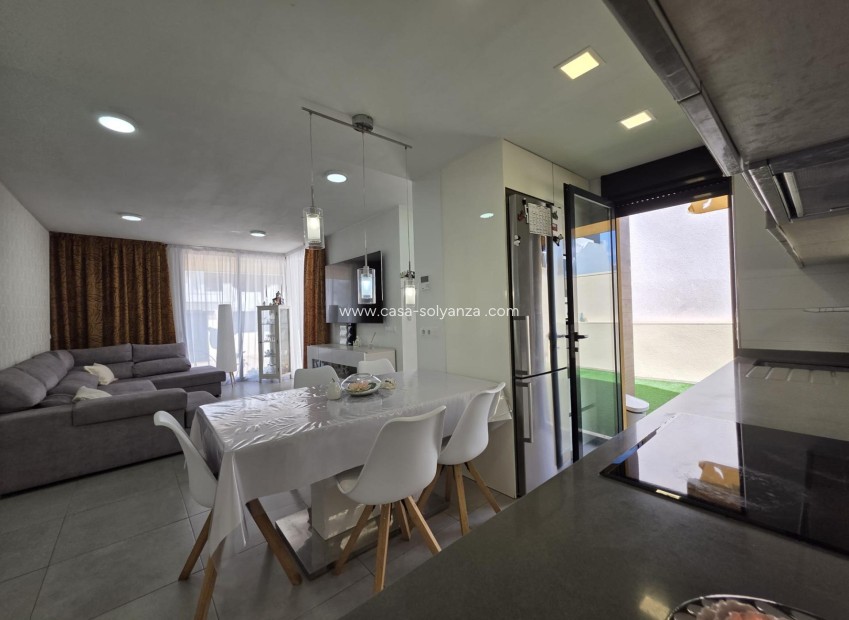 Wiederverkauf - Villa - San Pedro del Pinatar - Villa Alegría