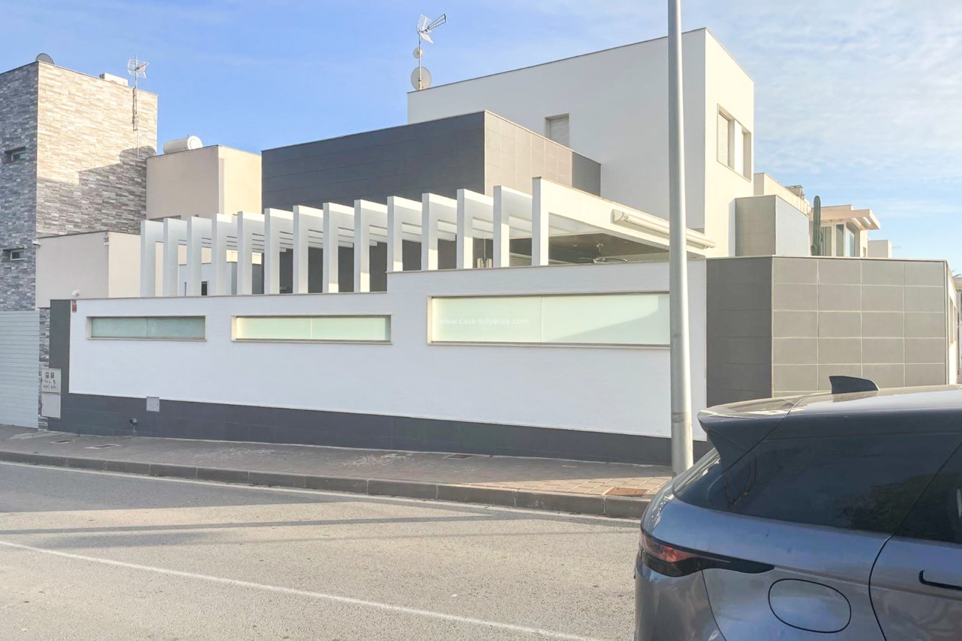 Wiederverkauf - Villa / Semi detached - Orihuela Costa - Mil Palmeras