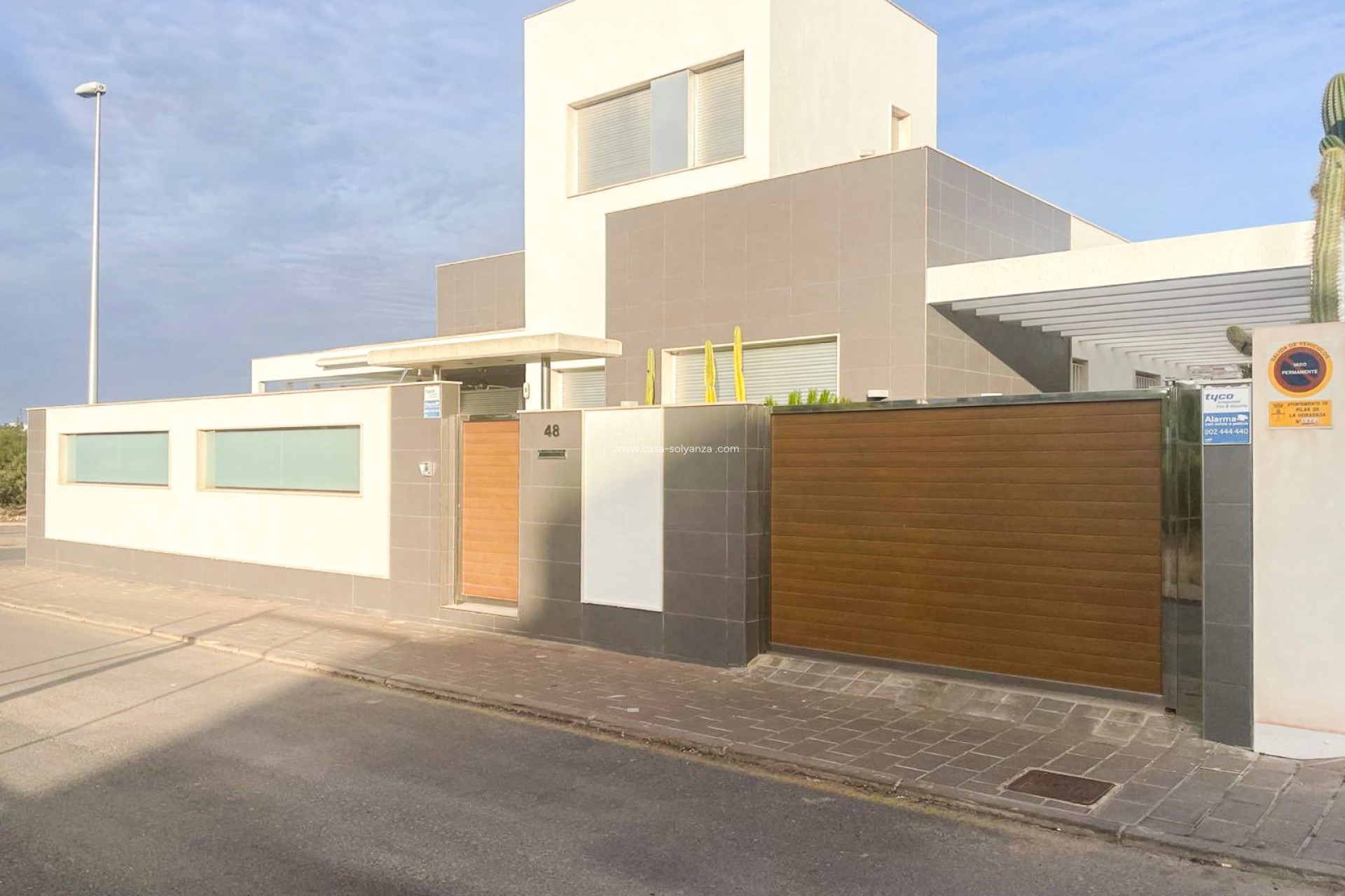 Wiederverkauf - Villa / Semi detached - Orihuela Costa - Mil Palmeras