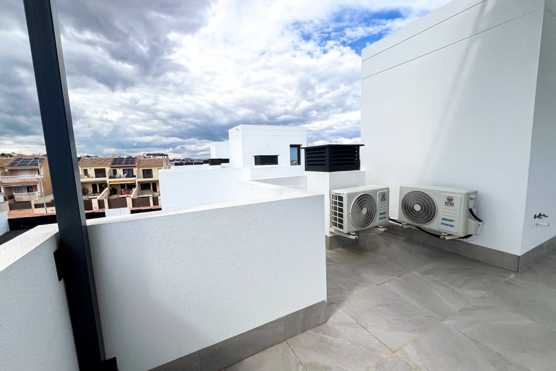 Wiederverkauf - Villa / Semi detached - Torrevieja - Los Altos