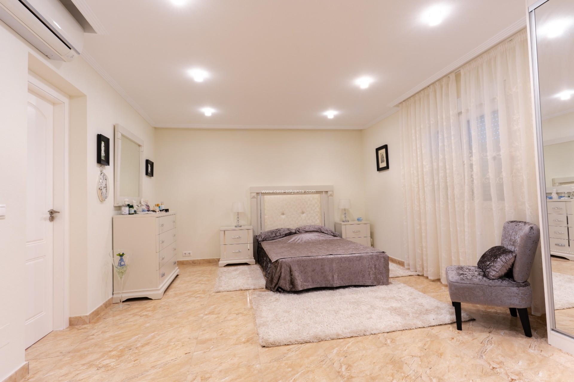 Wiederverkauf - Villa / Semi detached - Torrevieja - Los Balcones