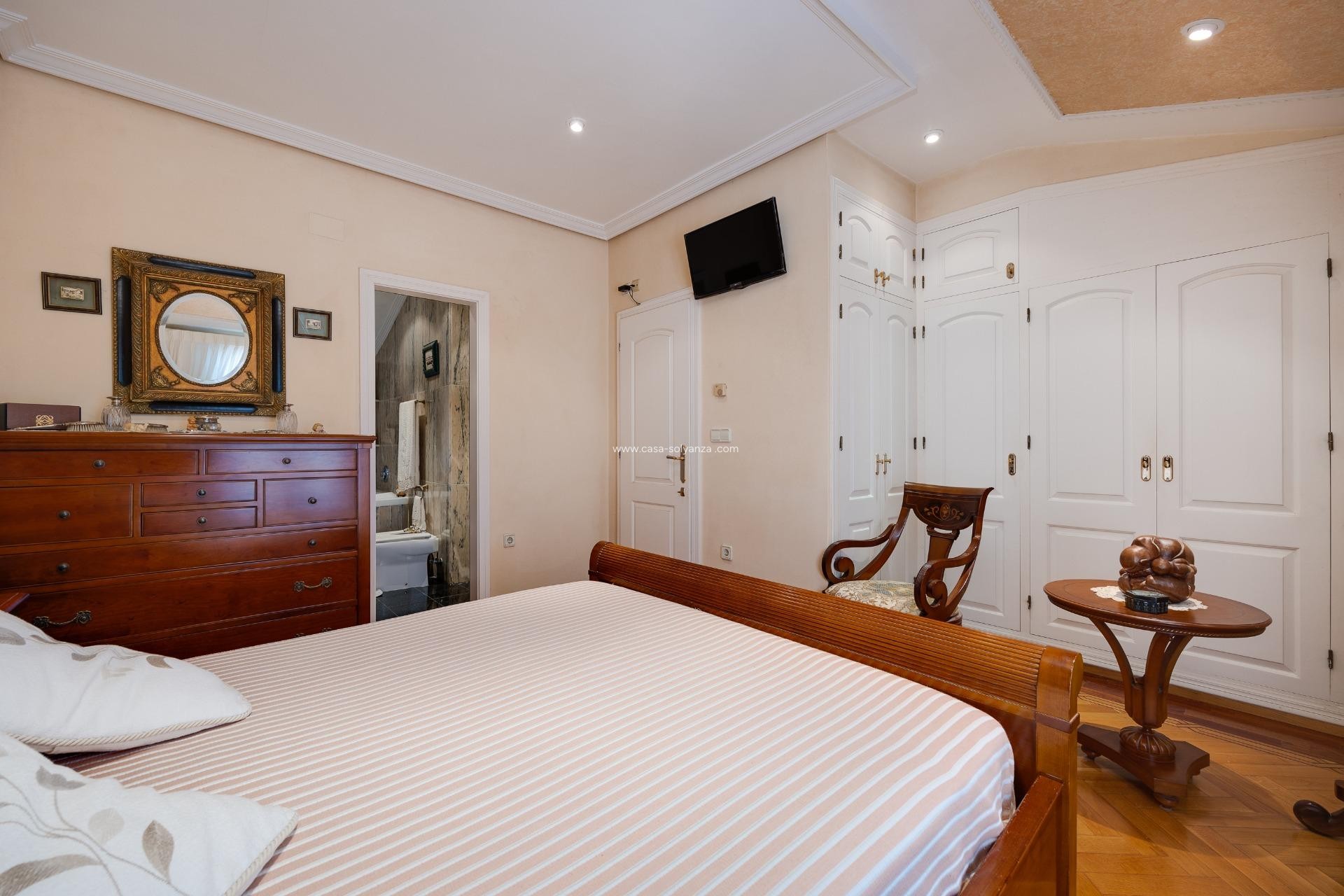 Wiederverkauf - Villa - Torrevieja - Aguas nuevas