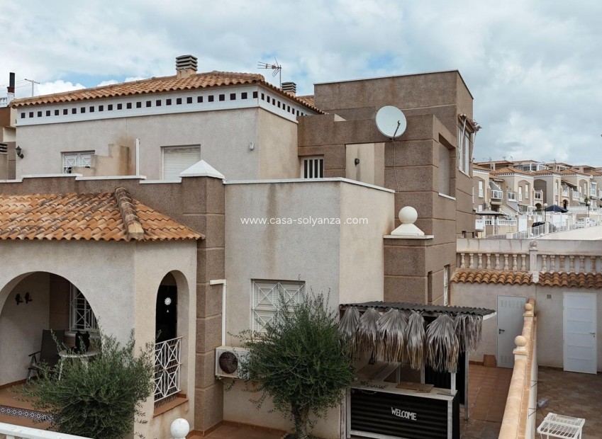 Wiederverkauf - Villa - Torrevieja - Aguas nuevas