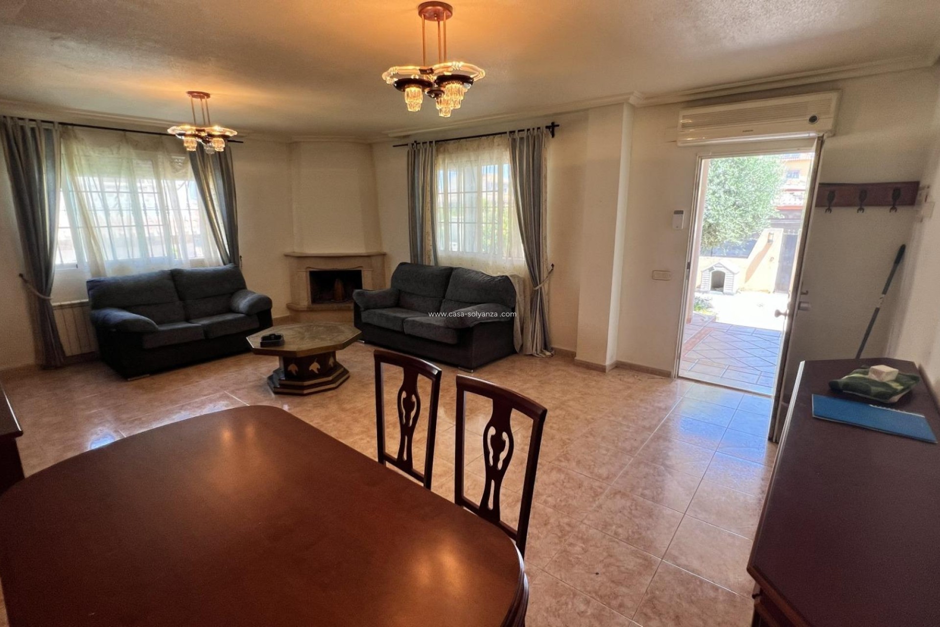 Wiederverkauf - Villa - Torrevieja - Aguas nuevas
