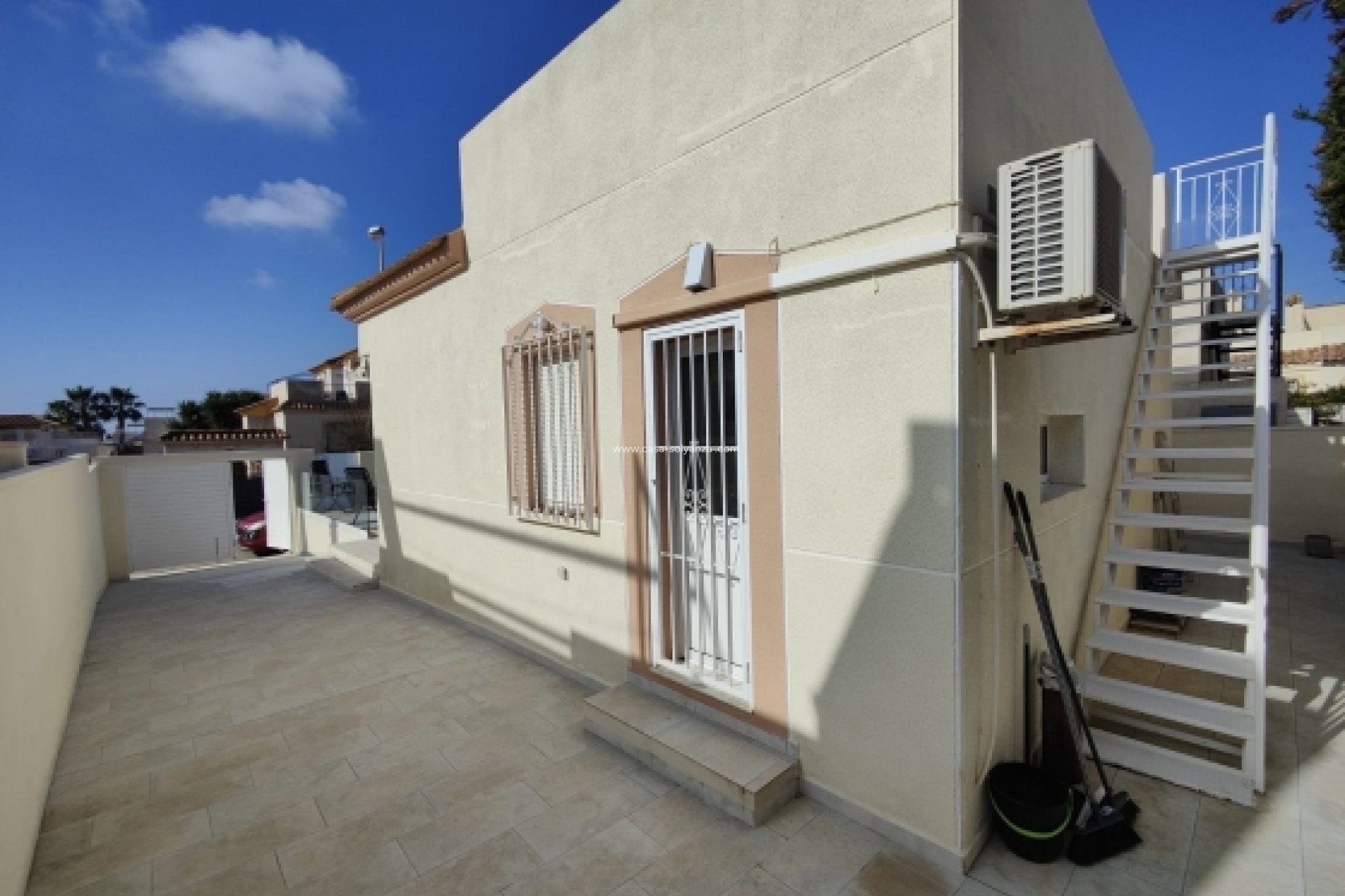 Wiederverkauf - Villa - Torrevieja - Aguas nuevas