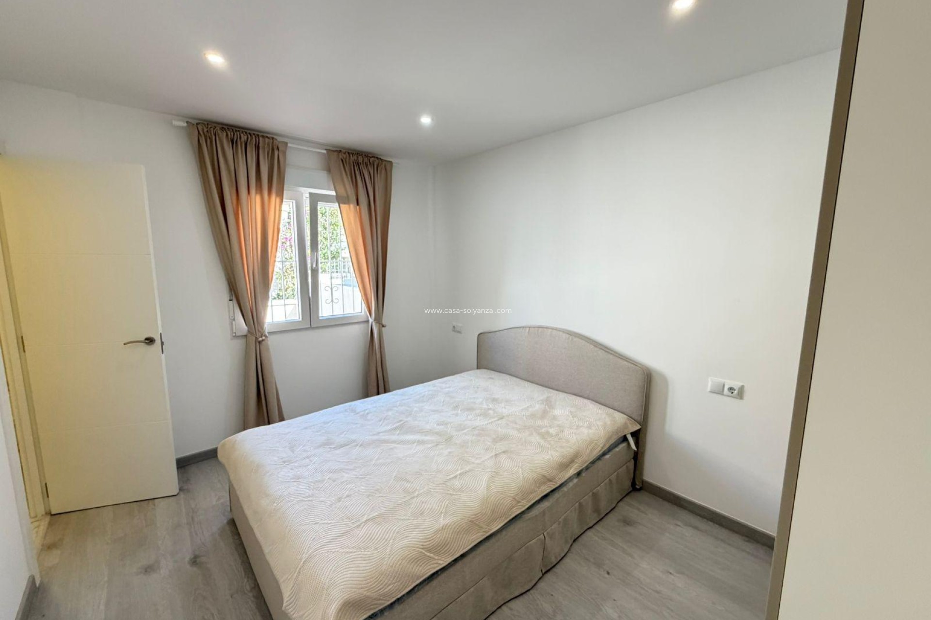 Wiederverkauf - Villa - Torrevieja - Cabo cervera