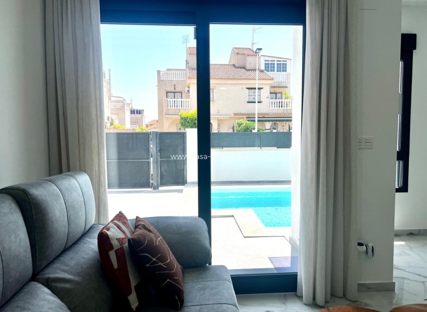 Wiederverkauf - Villa - Torrevieja - La Siesta