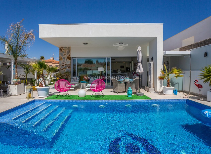 Wiederverkauf - Villa - Torrevieja - La Siesta