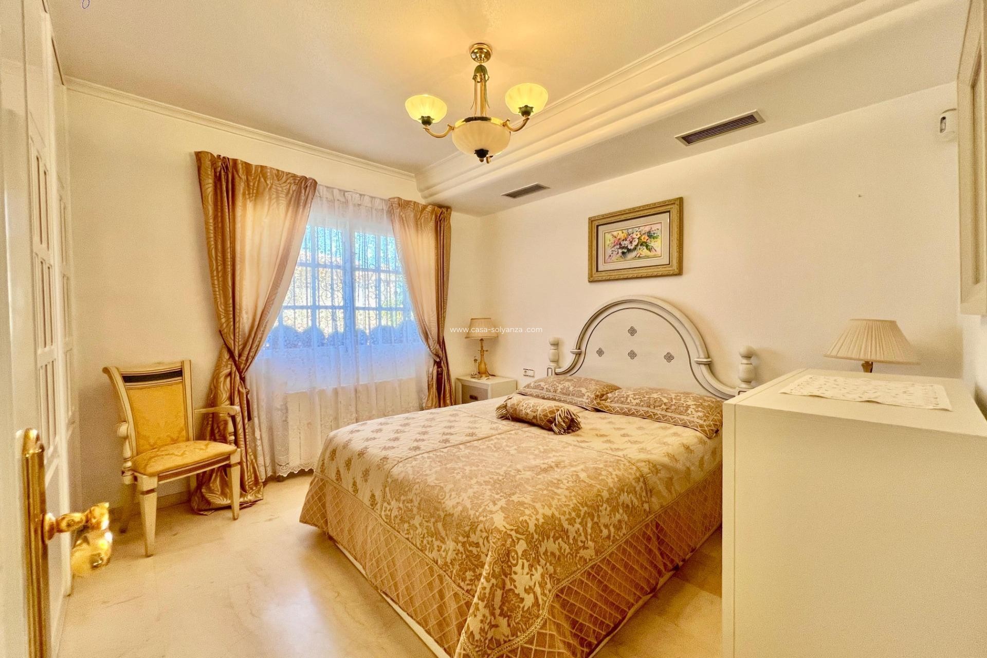 Wiederverkauf - Villa - Torrevieja - Los Balcones