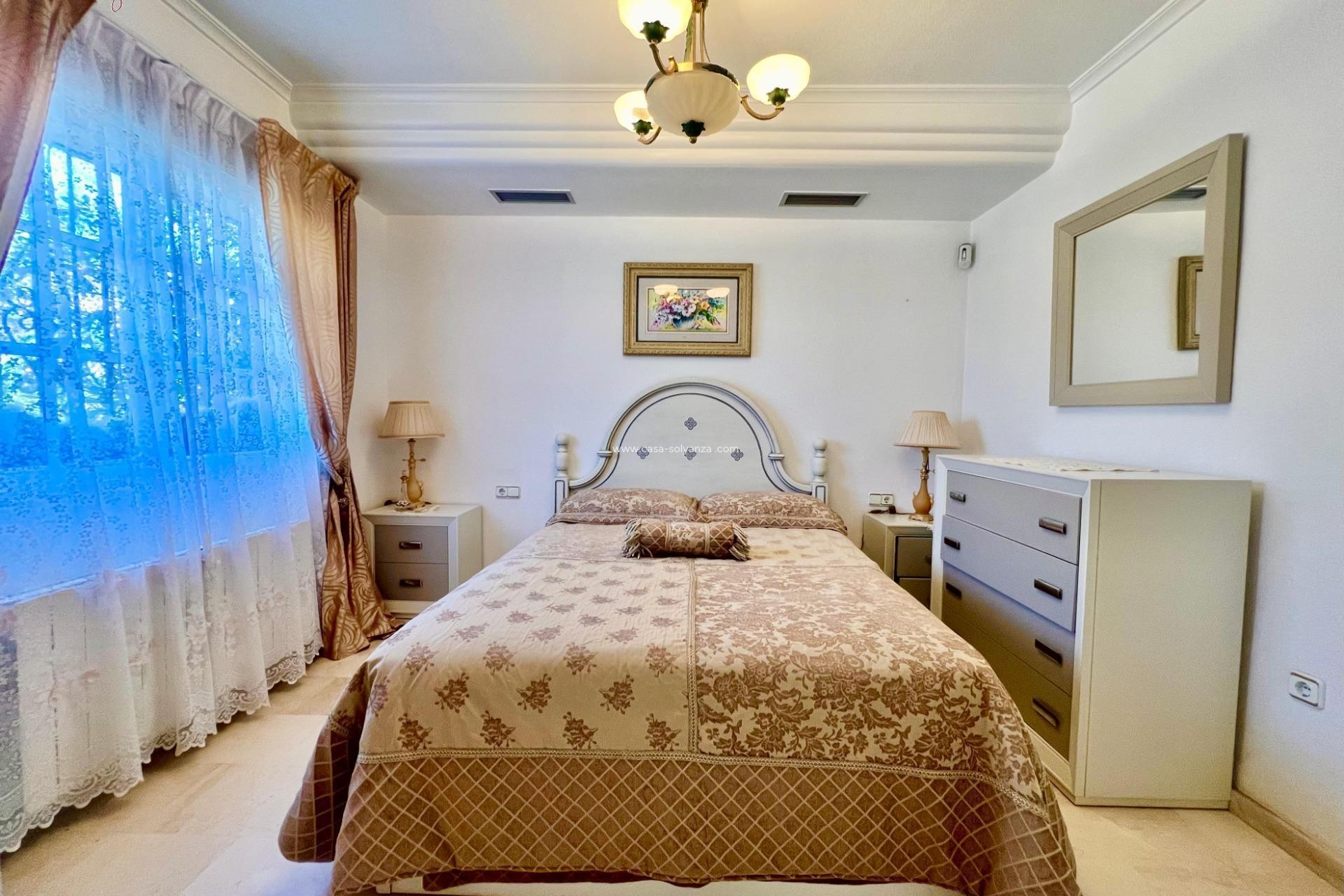 Wiederverkauf - Villa - Torrevieja - Los Balcones