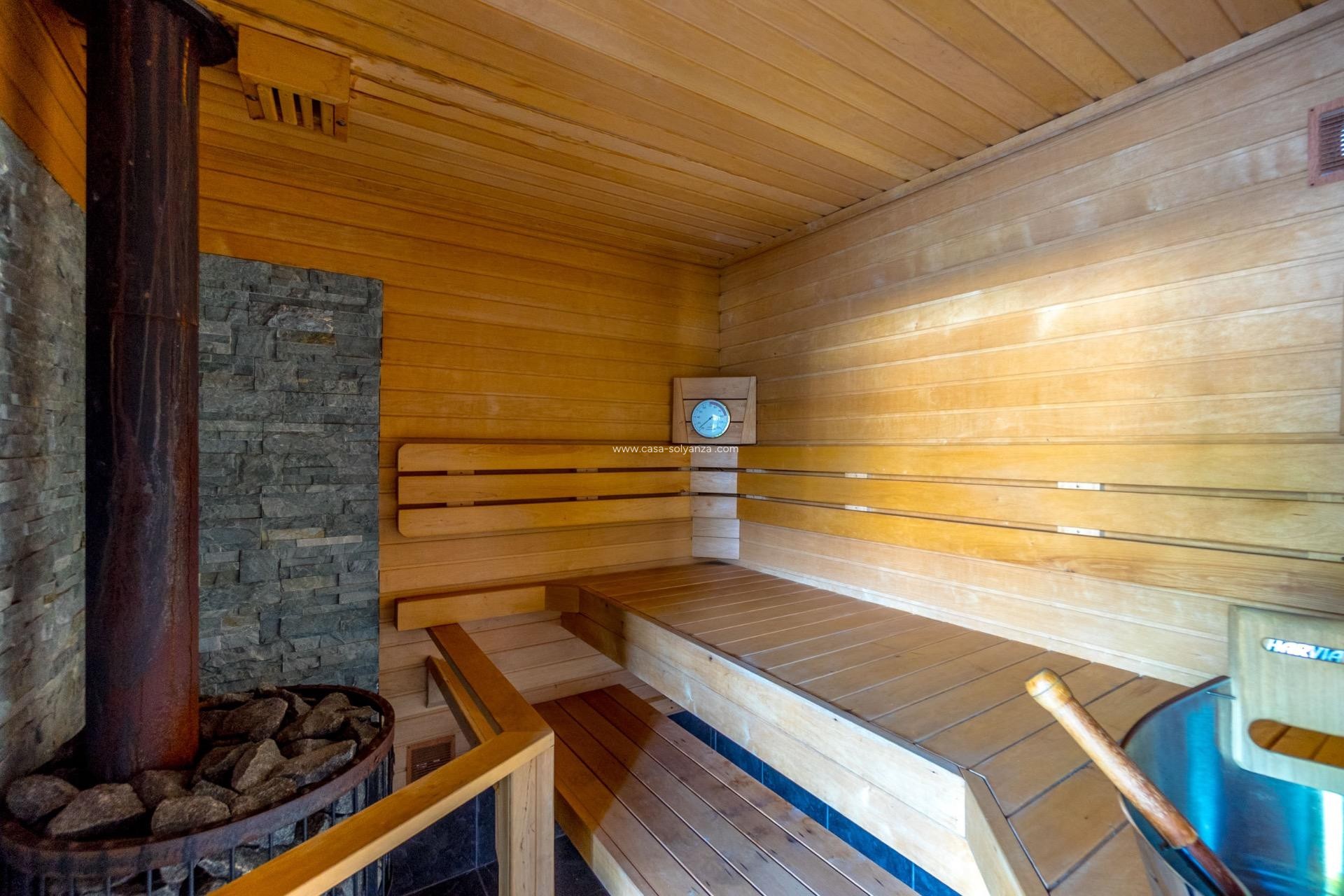 Wiederverkauf - Villa - Torrevieja - Los balcones