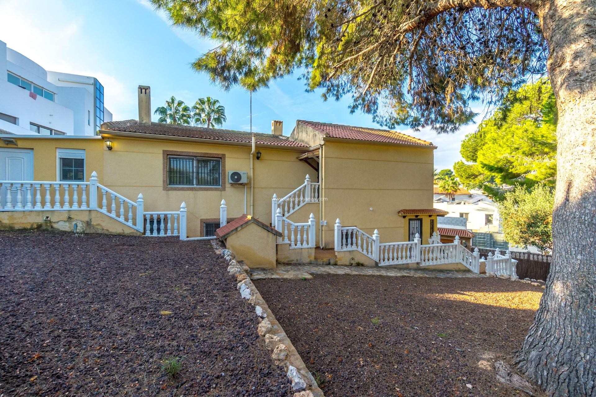 Wiederverkauf - Villa - Torrevieja - Los balcones