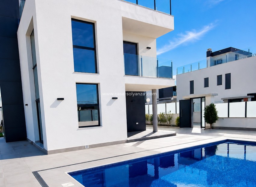Wiederverkauf - Villa - Torrevieja - Los Balcones