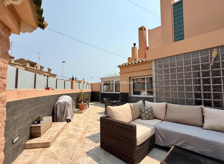 Wiederverkauf - Villa - Torrevieja - Los Frutales