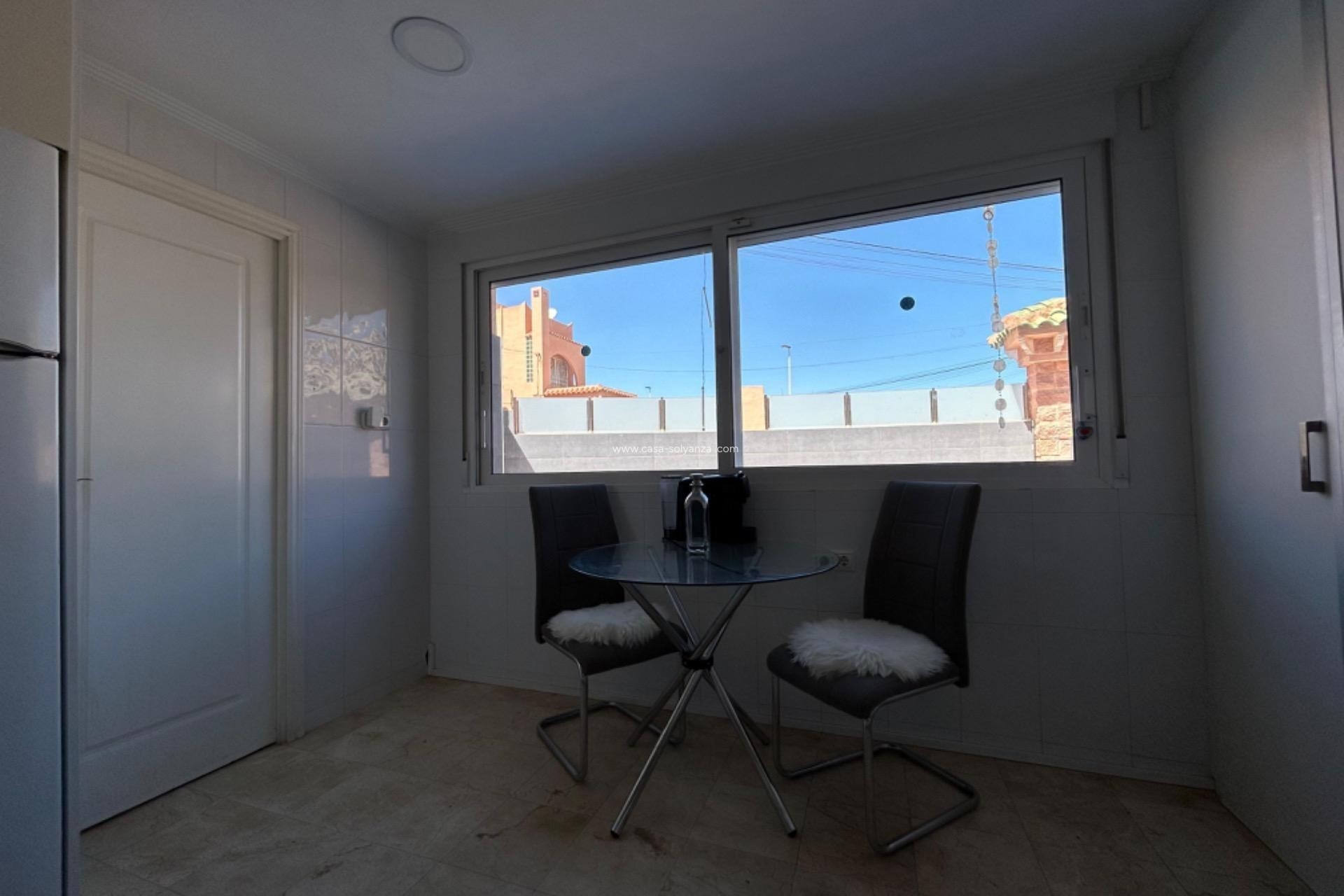 Wiederverkauf - Villa - Torrevieja - Los Frutales