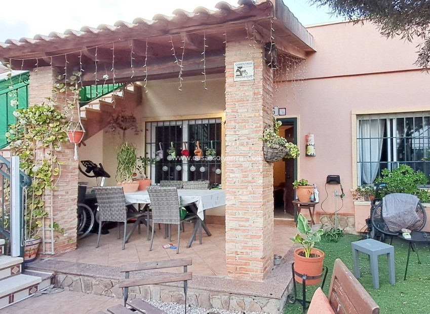 Wiederverkauf - Villa - Torrevieja - Parque Acuático - Sector 25