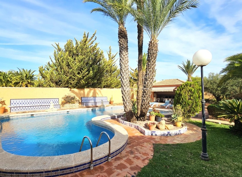 Wiederverkauf - Villa - Torrevieja - San Luis