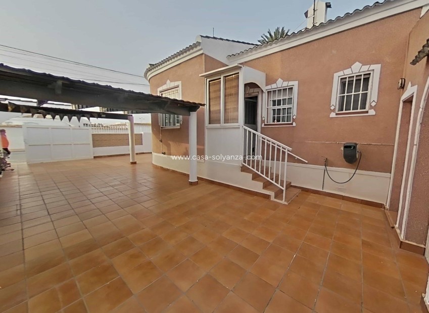 Wiederverkauf - Villa - Torrevieja - San Luis