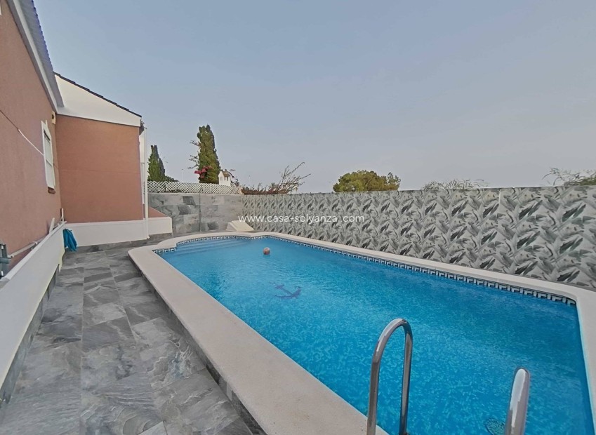 Wiederverkauf - Villa - Torrevieja - San Luis