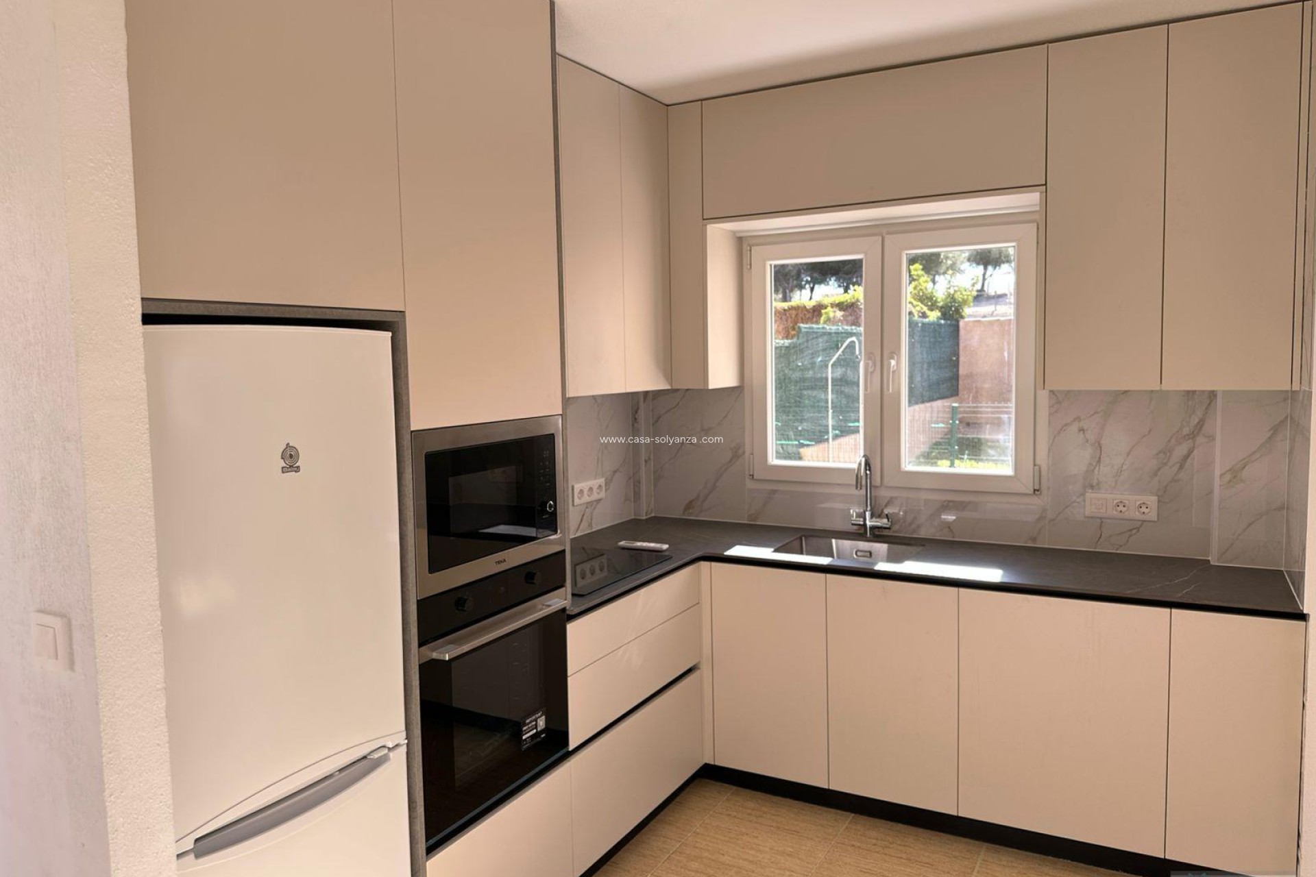 Wiederverkauf - Villa - Torrevieja - VILLAMARTIN