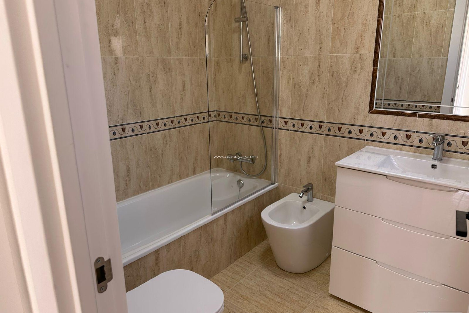 Wiederverkauf - Villa - Torrevieja - VILLAMARTIN