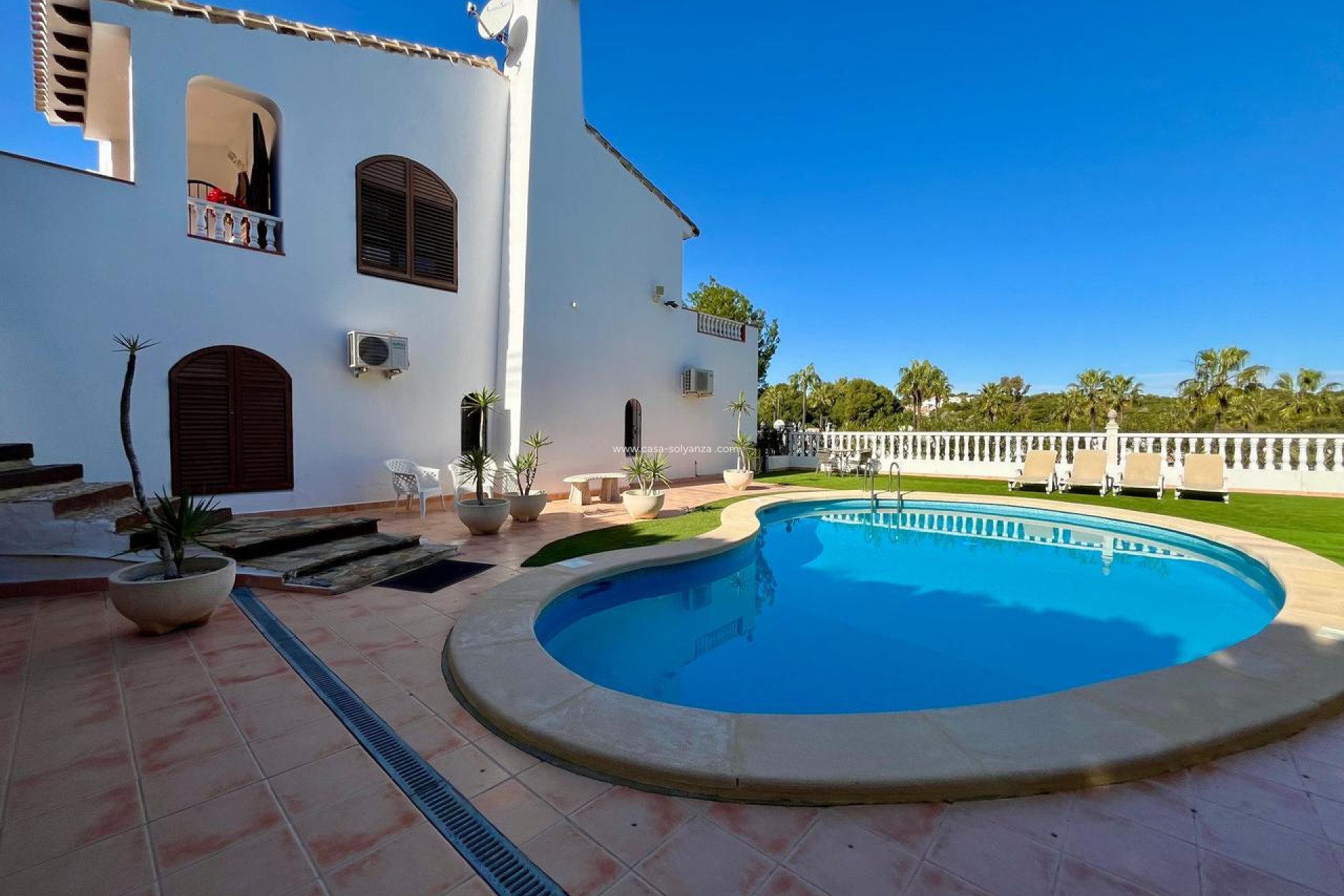 Wiederverkauf - Villa - Villamartin - Villamartín