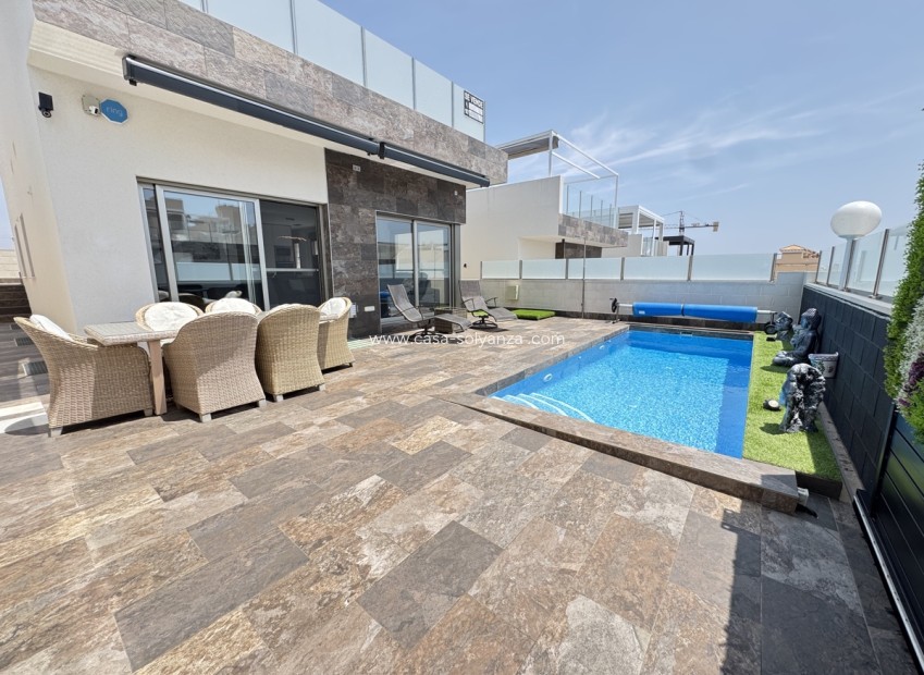 Wiederverkauf - Villa - Villamartin - Villamartín