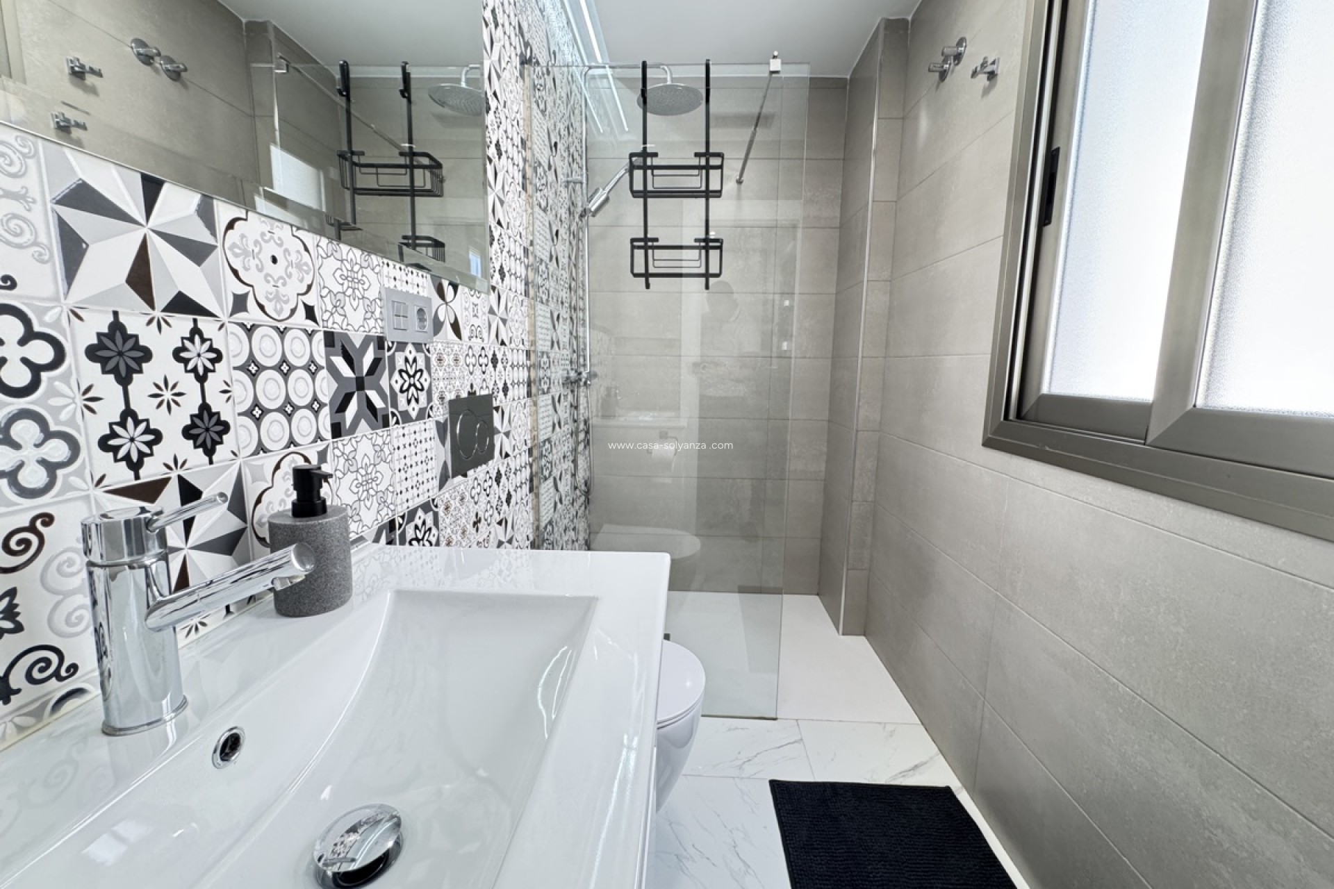 Wiederverkauf - Villa - Villamartin - Villamartín