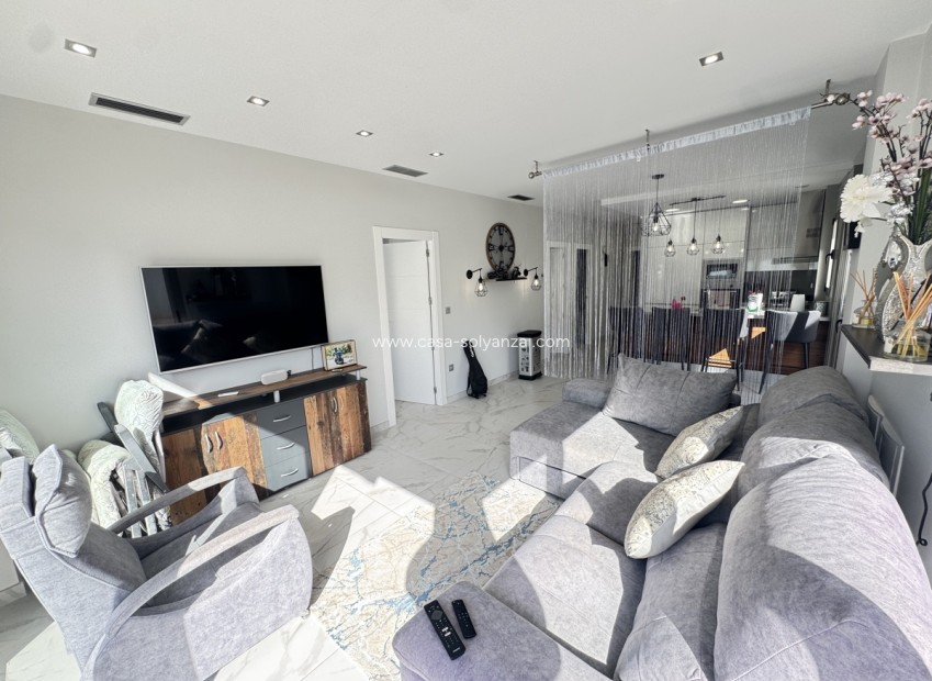 Wiederverkauf - Villa - Villamartin - Villamartín