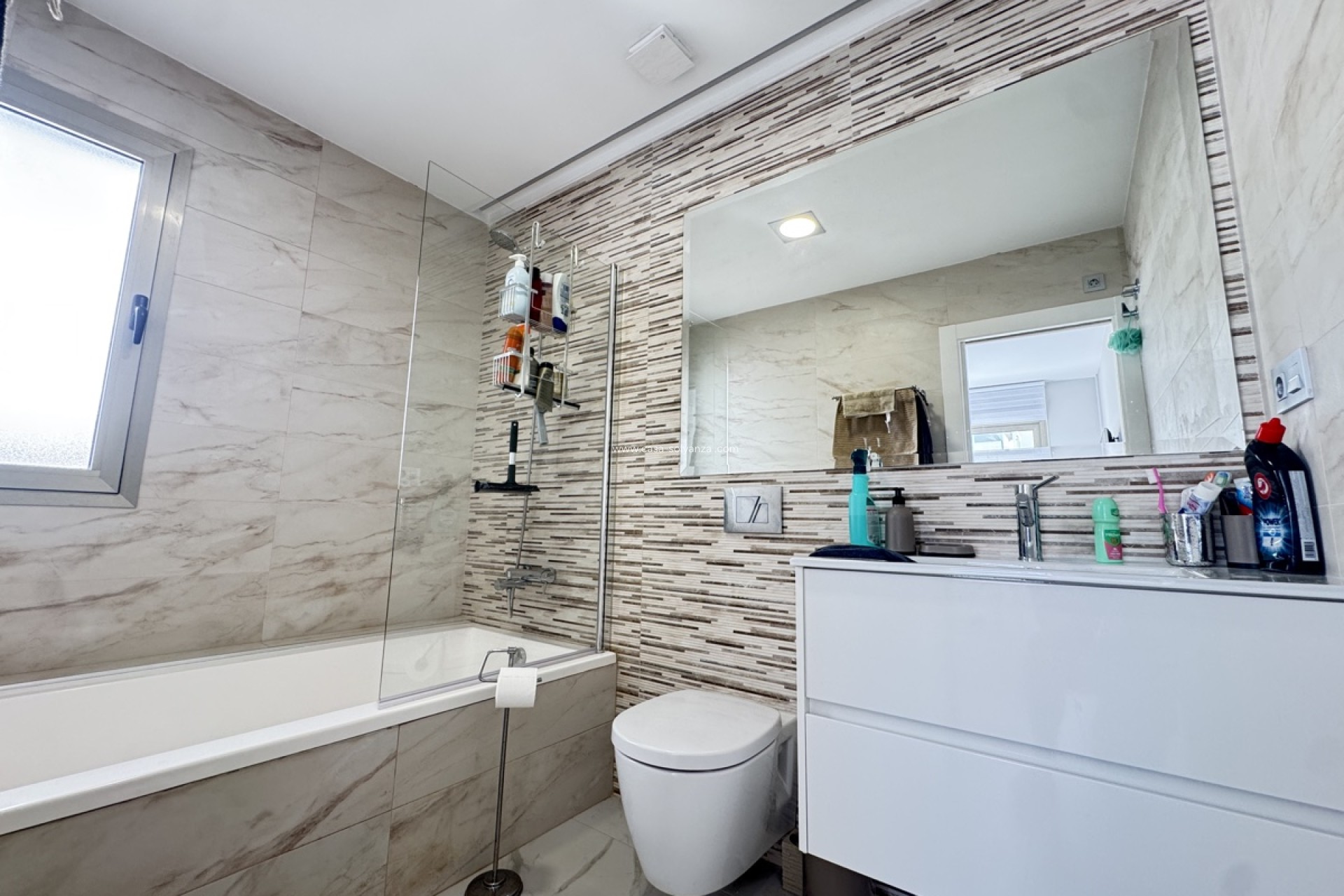 Wiederverkauf - Villa - Villamartin - Villamartín