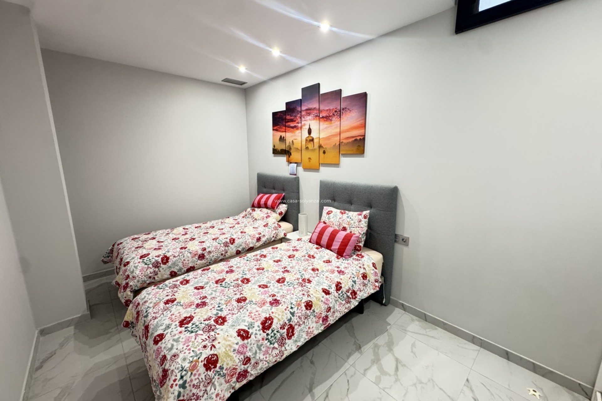 Wiederverkauf - Villa - Villamartin - Villamartín