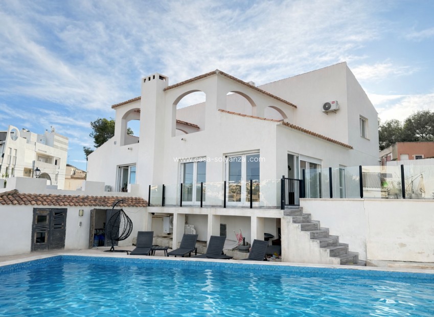 Wiederverkauf - Villa - Villamartin - Villamartín